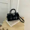 Bolso de Mano Redondo de Felpa Nuevo para Mujer, Bolso Cruzado Lindo de Oso con Colgante, Mini Bolso Almohada Casual, Venta al por Mayor