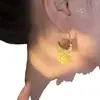 Pendientes de Gancho Metálico con Borla Estilo Francés Lujo Ligero Sentido de Alta Gama Pendientes de Aro con Sentido de Diseño Nicho Pendientes Exagerados Estilo Frío para Mujeres