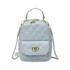 Mochila Mini de Couro Texturizado Estilo Novo da Moda Inspirada na Chanel 2026 Bolsa de Ombro com Corrente Matelassê