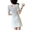 Elegante vestido blanco de estilo francés para mujer, verano, alta gama, delicado, de aspecto de hada, entallado en la cintura, vestido línea A petite