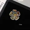 Aurora Iridiscente de Siete Colores Estambre de Flor Transparente Flor de Cinco Pétalos Adorno Pegatina DIY Arete Pendiente Llavero Accesorios