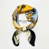 Pañuelo Cuadrado Pequeño con Estampado Geométrico Nuevo 2024 para Mujer, Pañuelo de Seda Versátil para Primavera y Verano, Elegante Accesorio para Camisa Profesional