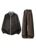 Conjunto Masculino Estilo Old Money Retrô Han Lu Cardigã Xadrez Jaqueta Falsa de Duas Peças com Cinto Calças de Terno com Caimento Curvo