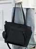 2026 Nueva Moda Gran Capacidad para Viajes Diario Color Sólido Bolso de Mano Diseño de Nicho Bolso de Hombro Casual Bolso Tote Perezoso