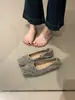 Sapatilhas macias estilo francês para mulheres, nova coleção outono 2026, estilo Mary Jane, retrô, casual, versátil, com estampa de bolinhas e bico fino.