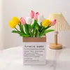 Tulipán de Simulación PU Sintético Flor Artificial Soportes Colores Boda Decoración Suave Fábrica de Arte Floral Suministro al por Mayor