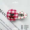Pinza Roja KT para el Pelo de Gato Corazón Dulce de Chica Pinza Lateral para el Flequillo Moda Linda Pinza de Pico de Pato para Cabello Suelto Accesorios para el Cabello de Dibujos Animados