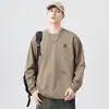 Camiseta Masculina de Manga Longa com Estampa de Carta Outono 2025 Estilo Japonês Solta Retrô Camiseta Mais Fácil de Combinar Camisa Básica Casual para Casal