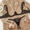 Nuevo Conjunto de Lencería Sexy de Tres Puntos Europeo y Americano Conjunto de Lencería Sexy Tentación Hueca