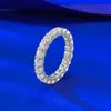 Transmissão ao Vivo Mujing Novo Modelo S925 Prata Moissanita 3mm Redondo Totalmente Diamante Cravação em Garras Anel Fashionável Versátil Transfronteiriço Acabamento Fino
