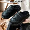 2026 Nuevas Pantuflas de Algodón para Hombre Talla Grande Otoño e Invierno para Interiores Hogar Cálidas Impermeables Antideslizantes Pantuflas de Cuero PU Invierno