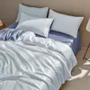 Conjunto de cama de quatro peças de seda gelada para dormitório estudantil, lençol de cama e capa de edredom laváveis, conjunto de três peças com capa de edredom individual com sensação refrescante para o verão