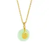 Collar Colgante de Paz Estilo Antiguo Tendencia Nacional Imitación Jade Hetian para Mujer, Joyería de Cadena para Clavícula de Acero de Titanio Estilo Palacio Sin Decoloración