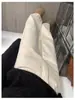 Jeans Branco Bootcut Plus Size para Mulheres Inverno 2025 Novo Reto Solto Não Gruda na Perna Calças Flare Petite