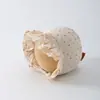 Chapéu de Bebê Primavera e Outono com Acabamento Delicado de Renda Estilo Palácio para Meninas Pequenas Chapéu para Proteção Solar ao Ar Livre Chapéu à Prova de Vento com Proteção para as Orelhas