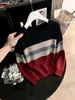 Suéter de Tricô Listrado Outono/Inverno 2026 Novo Estilo Top Color Block Suéter Solto Tricô Gola Redonda