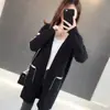 Nuevo cárdigan de punto de manga larga de estilo coreano para otoño e invierno, suéter chaqueta de color contrastante para mujer, top suelto y versátil, moderno