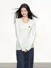 Camiseta de manga larga de cuello en V, hombro normal, capa base cálida para mujer, nuevo estilo primavera y otoño, casual versátil, corte ajustado, top favorecedor, camiseta interior