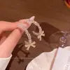 Pendientes Coreanos Súper Hada con Lazo de Pedrería en Forma de C para Mujer Pendientes de Botón de Lujo Ligero de Gama Alta Accesorios de Oreja Versátiles de Moda