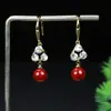 Aretes de Arena de Cristal Natural, Aretes Dorados Estilo Chino Retro, Aretes de Diseño Nicho con Contraste Rojo Dorado