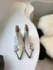 2026 Botas de Cano Curto Fashion com Fivela e Bico Fino para Mulheres Zíper Lateral Botas Martin Estilo Britânico Retrô Botas Emagrecedoras Botas Femininas