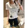 Mochie Estilo Festivo Diseño Coreano Bordado de Letras Cuello Redondo Holgada Adelgazante Manga Corta Camiseta Mq1142