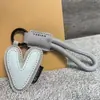 Llaveros Japoneses y Coreanos Transfronterizos, Accesorios con Llavero de Letras Inglesas, Colgantes para Bolsos, Regalos de Graduación, Pequeños Regalos