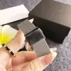 Reloj Cuadrado con Esfera Totalmente Diamantada, Correa de Caucho Marrón y Esfera Color Café, Elegante y Versátil Reloj para Mujer para el Trabajo y el Uso Casual