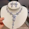 ¡Precioso y deslumbrante! Collar con colgante de flor de circón y gota de agua, cadena para la clavícula estilo corte vintage, joyería de lujo ligero y sensación de alta gama