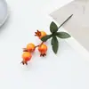 Flor Artificial Cadena de Frutas Pequeñas de Granada Fruta Salsa Decoración del Hogar Fruta Roja Adorno de Flor de Año Nuevo Cubo Decoración Flor Falsa de Espuma
