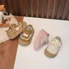 Zapatos de Lona para Niños 2026 Modelo Nuevo Primavera y Otoño Zapatos de Jardín de Infancia para Niños Pequeños Zapatos para Caminar para Niños Tenis Modernos para Niñas