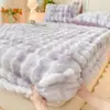 Falda de Cama de Terciopelo de Leche Cubierta Invierno Engrosada Totalmente Envuelto Cubierta de Cama Protector de Colchón para el Hogar Sábana Individual Cubierta de Cama de una Pieza