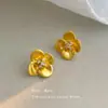 Pendientes de flor estéreo mate diseño nicho pendientes de circonita de lujo ligero moda vintage sentido de alta gama pendientes medievales