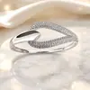Pulsera Super Brillante de Circonita Retorcida Moda Europea y Americana, Estilo Geométrico de Lujo Ligero de Alta Gama, Joyería Elegante y de Moda para el Día a Día