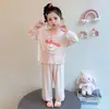 Conjunto de Pijama Infantil Primavera y Otoño 2026, Ropa de Aire Acondicionado de Manga Larga con Dibujos para Niñas, Ropa de Casa de Lunares para Bebé