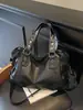 Bolsa Tote de Ombro Único, Grande Capacidade, Estilo Coreano, Bolsa Feminina Simples Retrô em Couro Macio, Bolsa Feminina Versátil de Alta Qualidade para o Dia a Dia