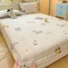 Nueva Sábana Bajera Ajustada de Terciopelo Plus Fresca con Estampado de Leche Terciopelo Cubre Cama Cubre Colchón Set de Tres Piezas para Dormitorio de Estudiante Sábana de Cama de Comercio Exterior