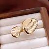 Anillo Abierto Irregular Redondo Plisado Nicho Sensación de Alta Gama Anillo para Dedo Índice Simple Moderno Individual Versátil Joyería para la Mano Mujeres
