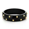 Colección irregular de moda europea y americana de pulseras de resina con tachuelas para mujer, pulseras de moda europeas y americanas personalizadas y exageradas al por mayor