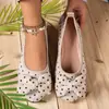 Sapatos rasos femininos de bico quadrado com laço, sapatos Lolita, sapatos femininos de tamanho grande para comércio exterior no atacado, calçados externos estilo fada