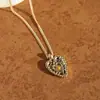 Collar del Sagrado Corazón Gama Alta Exquisito Lujo Ligero Versátil para Mujer Diseño Exquisito Colgante de Corazón a la Moda Diseño de Nicho Personalizado