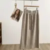 Saia Tricotada Casual com Cordão na Cintura Ajustada 2025 Feminina Outono e Inverno Estilo Coreano Cintura Alta Slim Comprimento Médio Reta