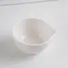 Cuenco Pequeño de Cerámica Blanca con Boca Puntiaguda Cuenco para Aceites Esenciales Salón de Belleza Manejo de la Piel Spa Facial Cuenco para Mascarilla Herramienta para Compresas Húmedas