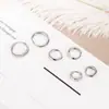 2023 Novos Brincos de Design Simples de Nicho com Toque de Luxo, Argolas de Orelha, Clipe de Orelha de Personalidade para Mulheres, Versátil para o Dia a Dia