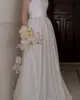 Estilo Coreano Leve Casamento Cetim Simples Gola Redonda Fotografia de Viagem Foto de Casal Banquete Elegante Vestido de Saída Vestido Pequeno com Cauda Branco