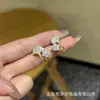 Pendientes Geométricos de Lujo Ligero Completamente Incrustados de Diamantes para Mujer Plata S925 Diseño de Nicho Pendientes de Gama Alta para Ropa de Trabajo Diaria Pendientes Versátiles
