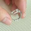 Anillo de Moda Personalizado Europeo y Americano en Forma de U de Oro Blanco para Mujer Ins Diseño Niche Trendy Diseño Estilo Frío Anillo Elegante