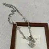 Colar com Pingente Quadrado Street Cool Hot Girl Feminino Sensação de Alto Padrão corrente de suéter para clavícula bonito de rua moderno acessórios vintage