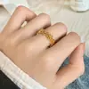 Anel Elegante e Simples de Flor Vazada com Design de Nicho, Moderno e Fashion, Sensação de Alto Padrão, Acessório Diário Personalizado