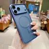 Adecuado para la funda del teléfono Apple 18Promax, con un acabado mate similar a la piel, colores iridiscentes y fijación magnética.; Funda protectora anticaídas para iPhone 17PM